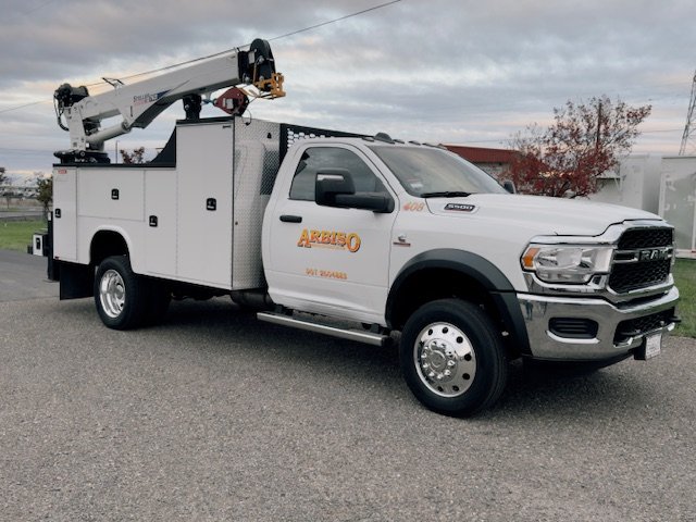 Arbiso service truck with a crane, front three-quarter view